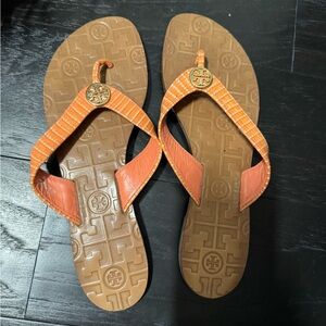 Tory Burch leather song sandal. Orange size 8